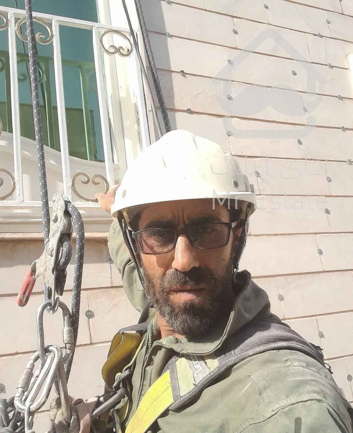 پیچ رول پلاک نما ساختمان بدون داربست