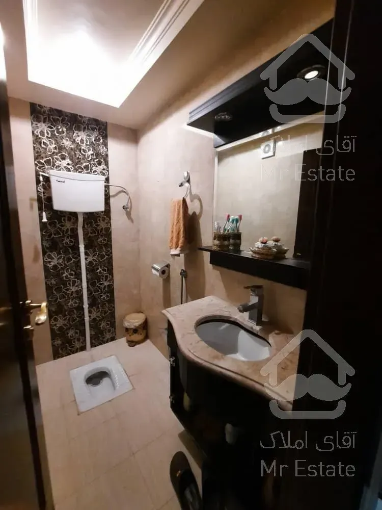 150مترآپارتمان 5ساله واقعی 2پارکینگ آیت الله کاشانی