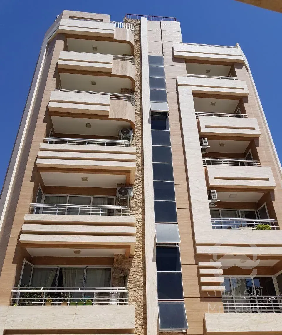 فروش آپارتمان ۱۴۹ متری ۲ خوابه در گلزار