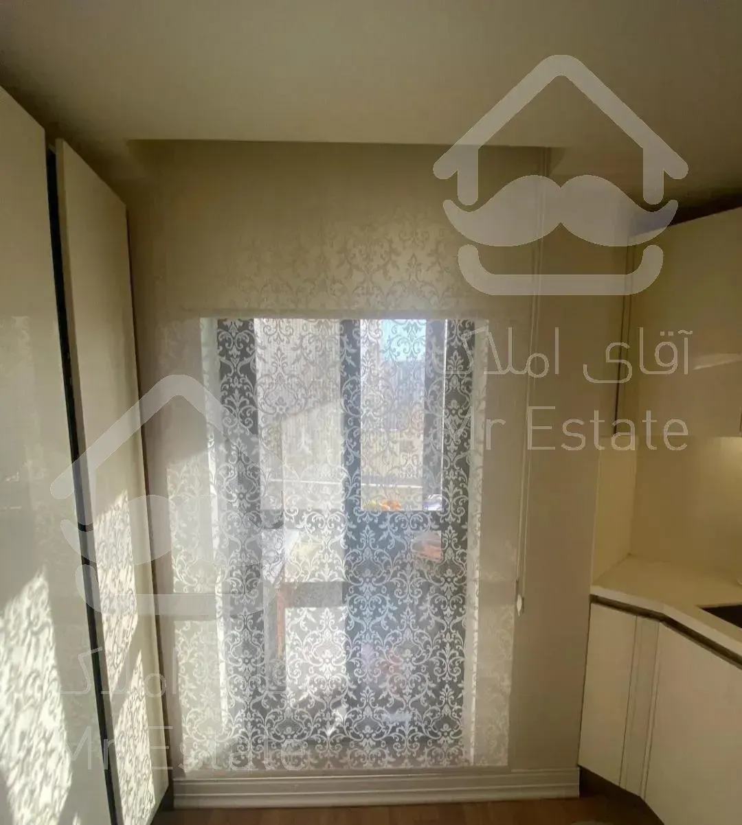 ۱۳۵ متر دو خواب ازگل تاپ لوکیشن /مشاعات آبی فول