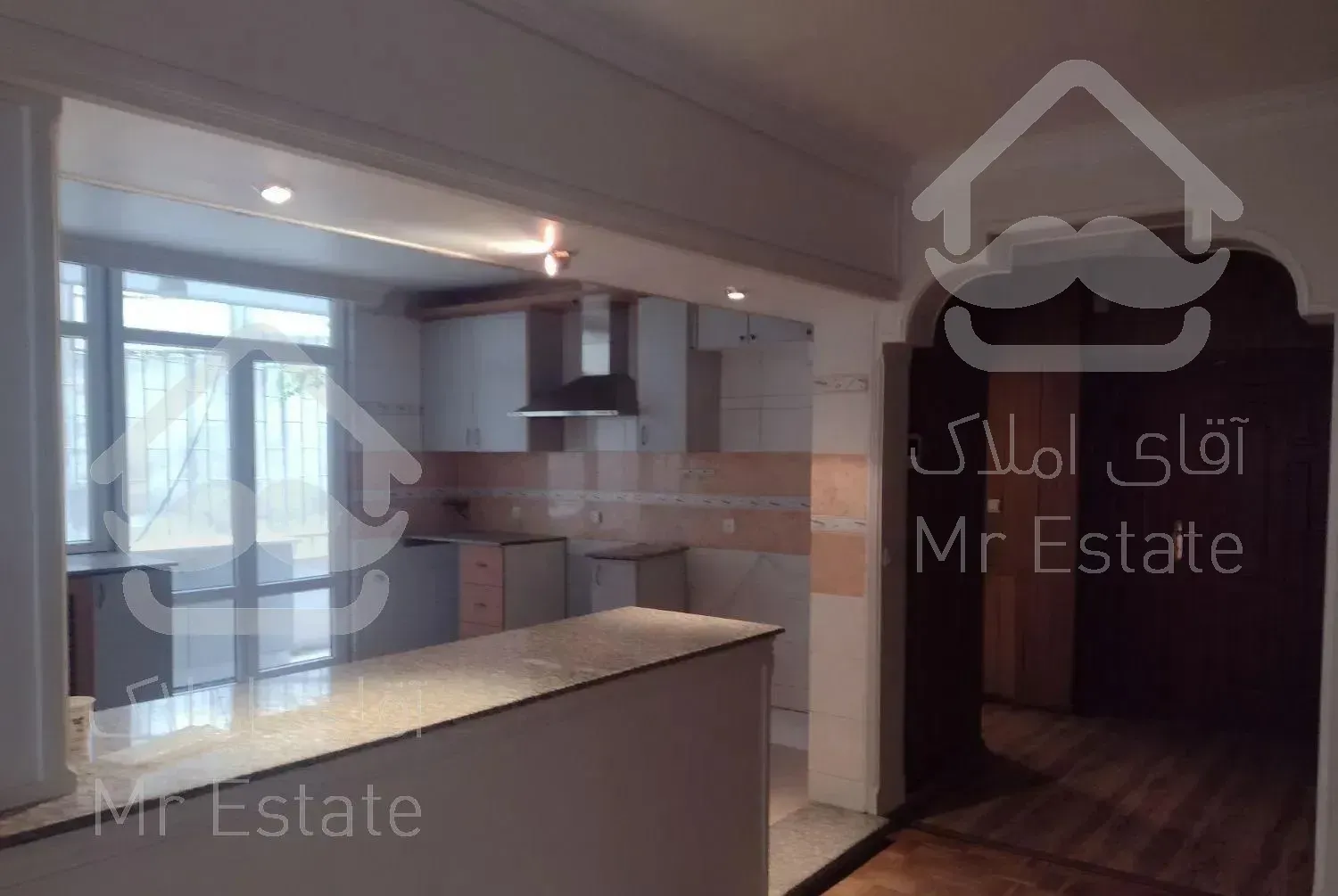 ۲۰۰ متر آپارتمان مسکونی ونک