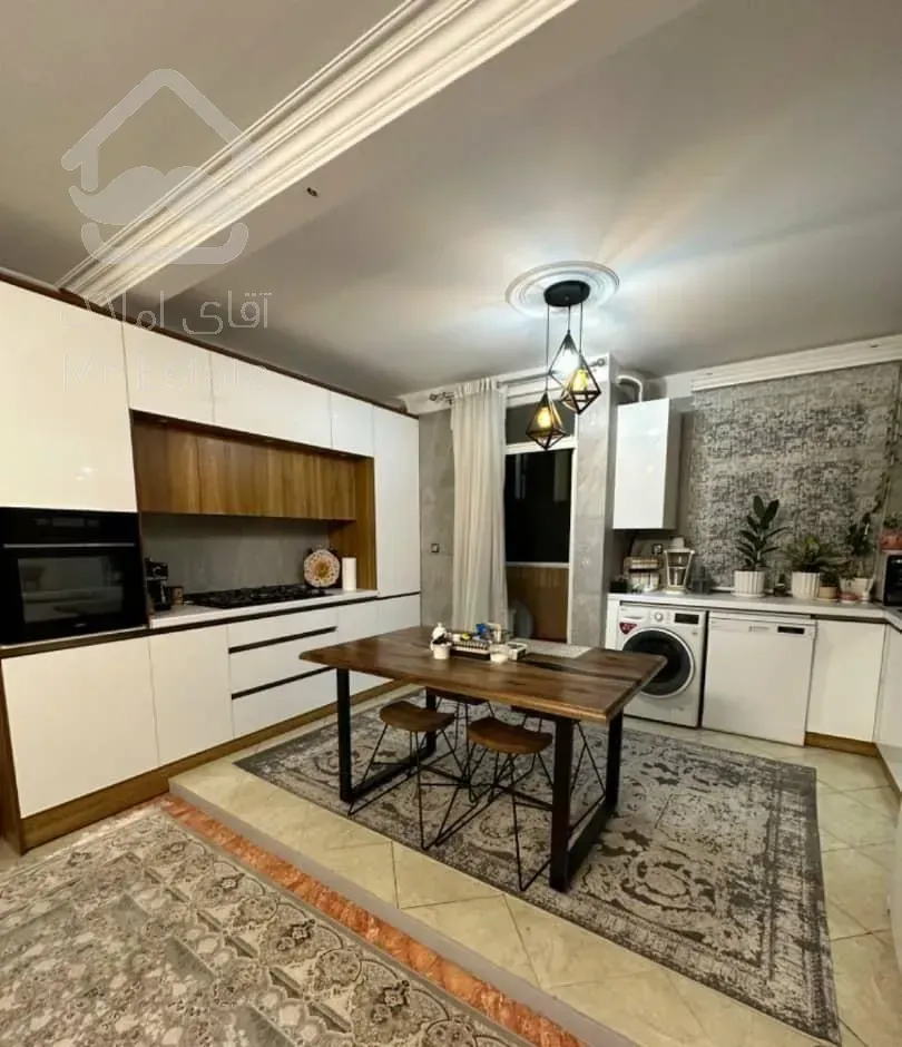 ۳۷متر یک خواب تک‌واحدی با آسانسور در تیموری