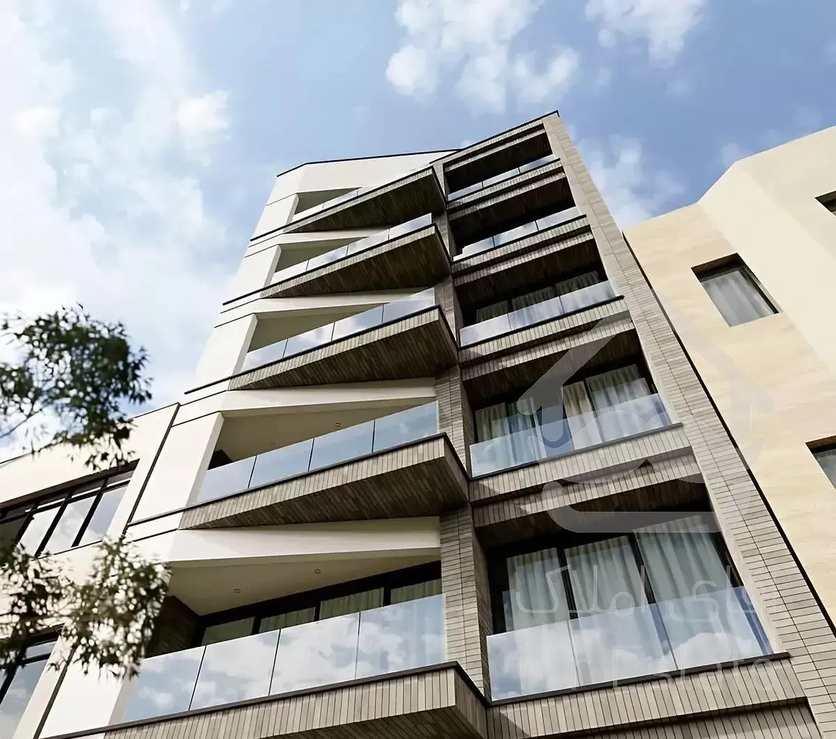 عظیمیه ۱۲۵متر بالای بلوار شریعتی دسترسی عالی