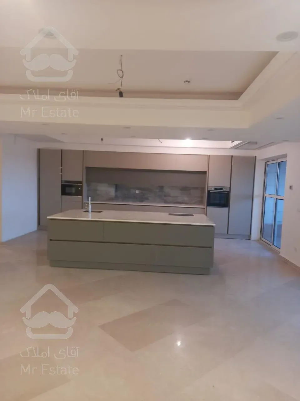 اجاره و رهن آپارتمان زعفرانیه 420  متر لاکچری