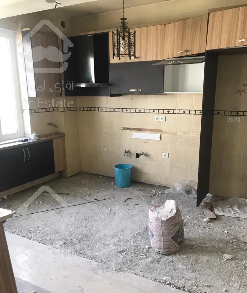 80متر 2واحدی در 4طبقه 40متر انباری