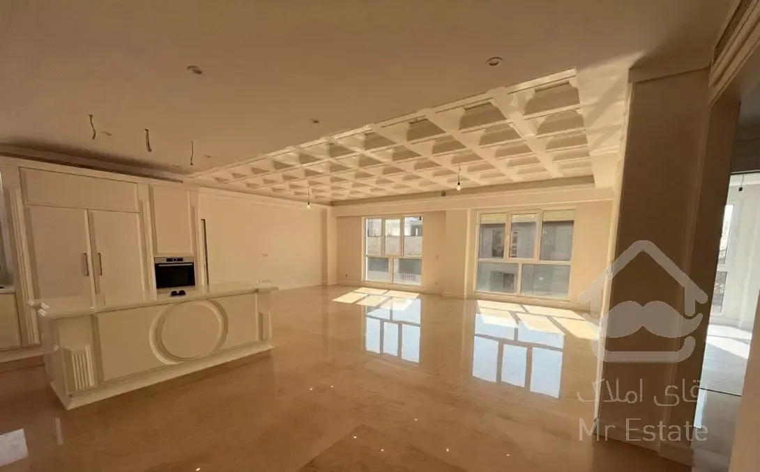 نیاوران ، ۱۱۰ متر ، کلید نخورده ، بدون مشابه