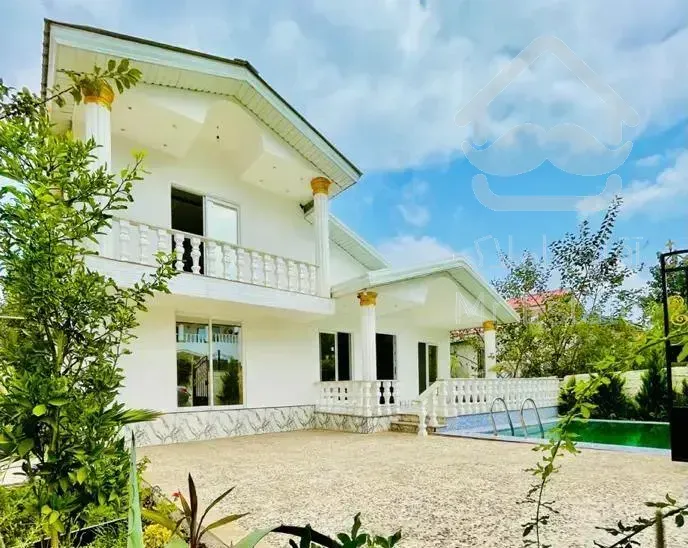 ویلااستخردار۳خوابه ۲۸۰متری مسیرجنگلی آمل ب نور