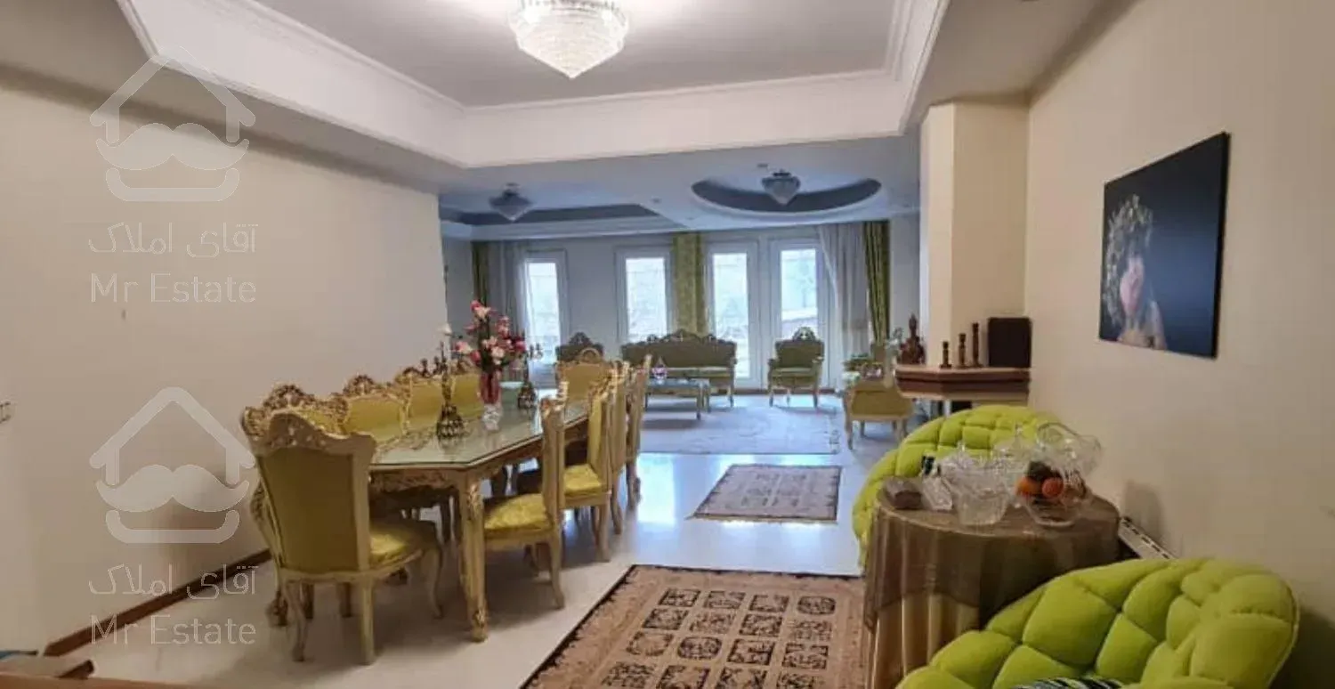 ۱۷۸متر فول مشاعات آبی حیاط مشاع مشجر جنوبی