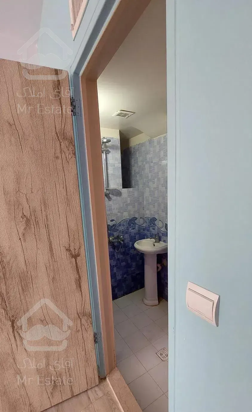 ۸۵ متر نوساز