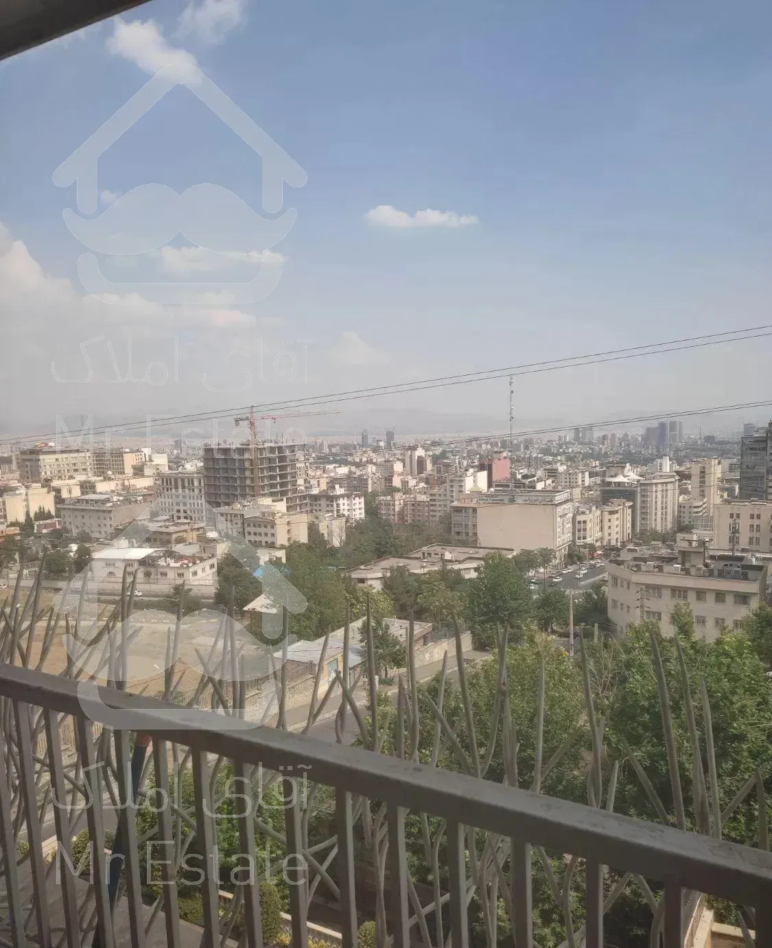 ۲۴۰ متر ۳ اتاق