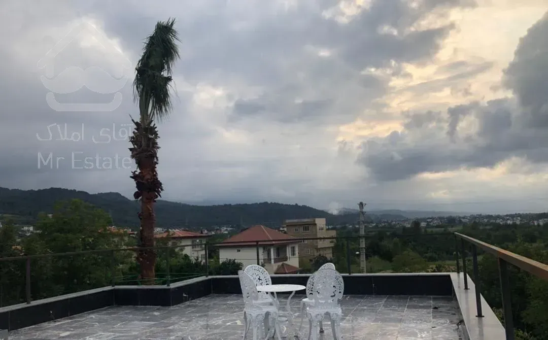 ویلا 420 متر با سند و جواز و پایانکار تو امیرود