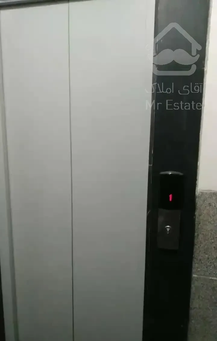 ازادشهر اپارتمان اندیشه ۷۵ متری