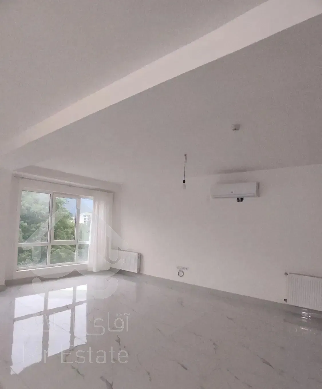 ۱۳۰ متر ۳ خواب/طالقانی طبقه چهارم/ویو دار