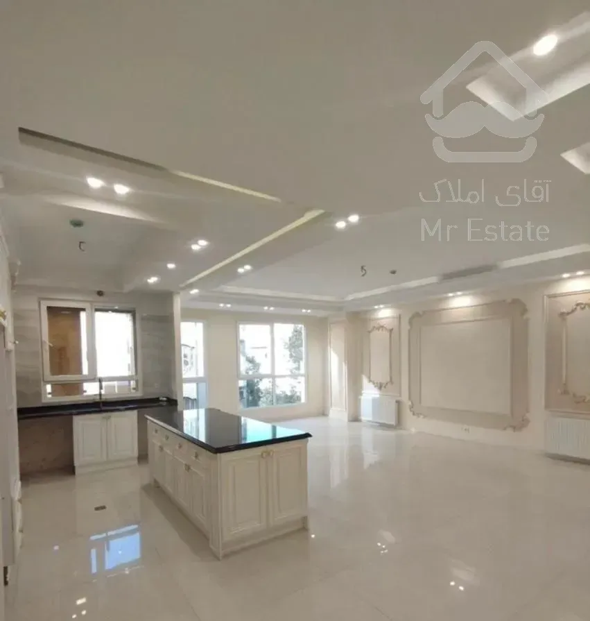 ۱۴۰ متر / ۳ خواب / تک واحدی / نوساز کلید نخورده