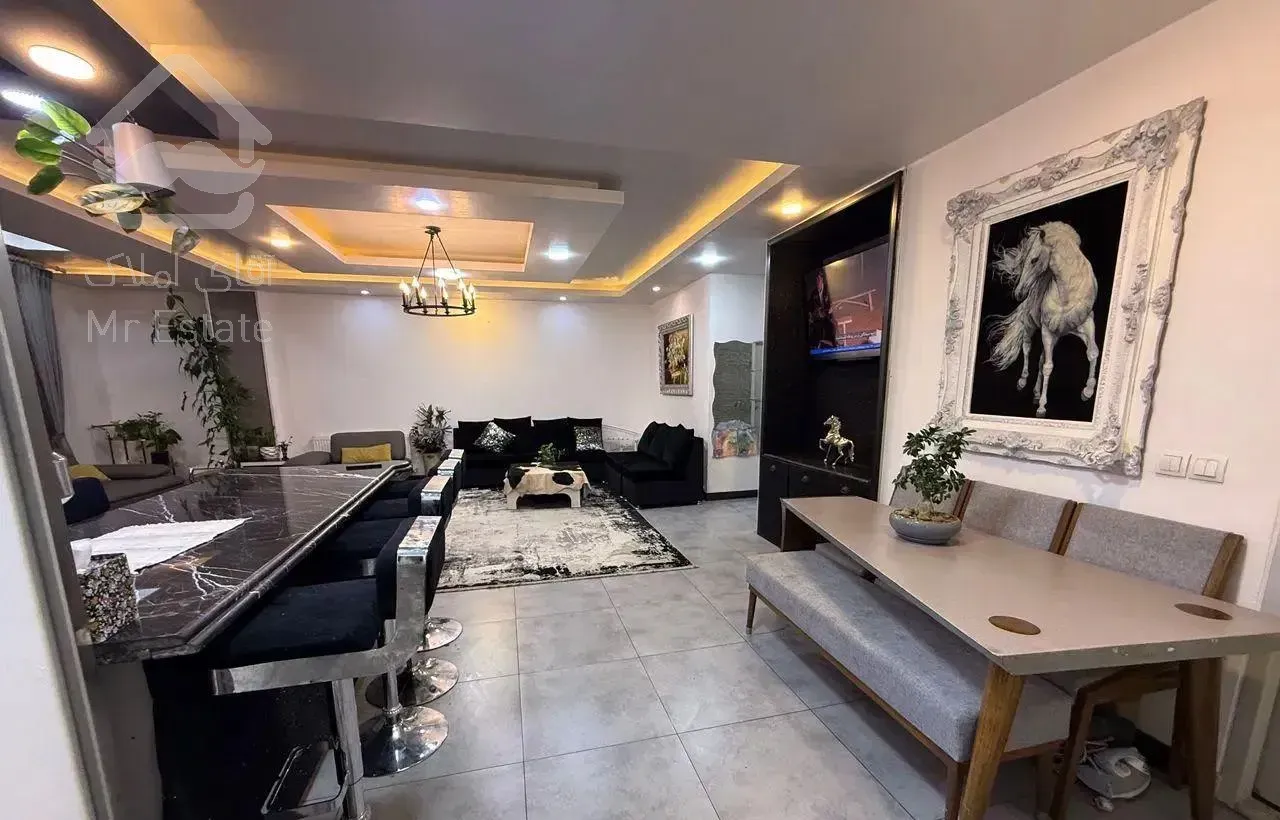 اجاره ۱۱۷ متری ، دوخوابه ، پرده خور و دیزاین شده