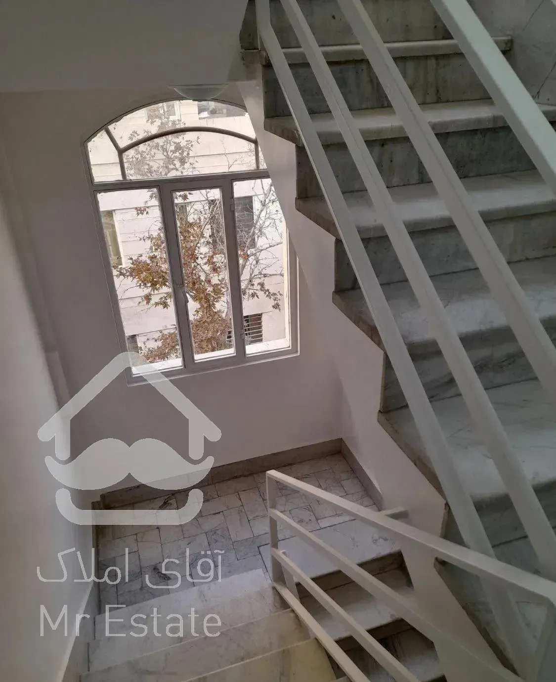 آپارتمان ۵۶متری خ پیروزی خ۲۱متری دهقان کوچه بقالان