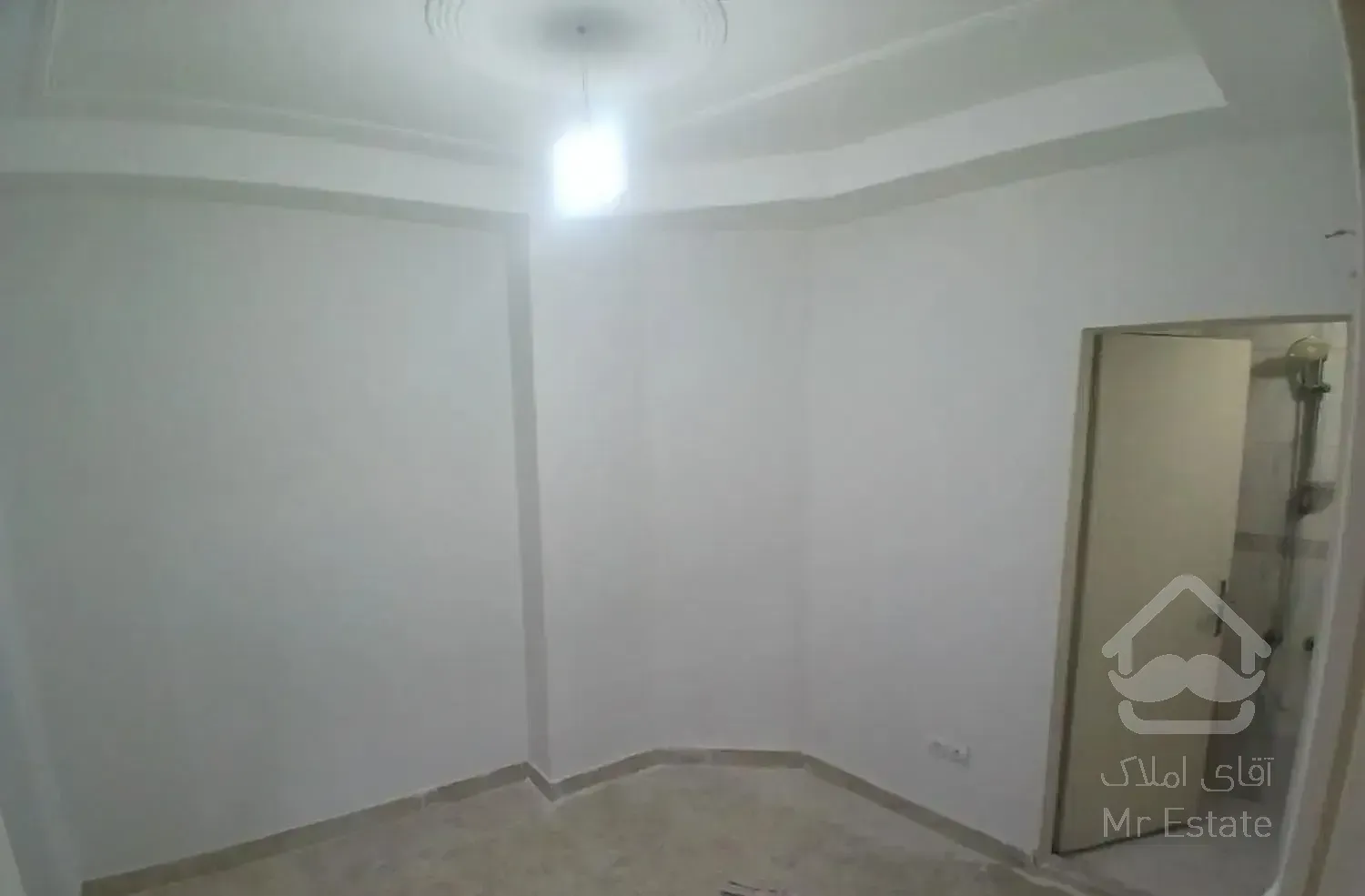 ۶۷متر تکواحدی دوخواب بارکینگ آسانسور انباری تخلیه