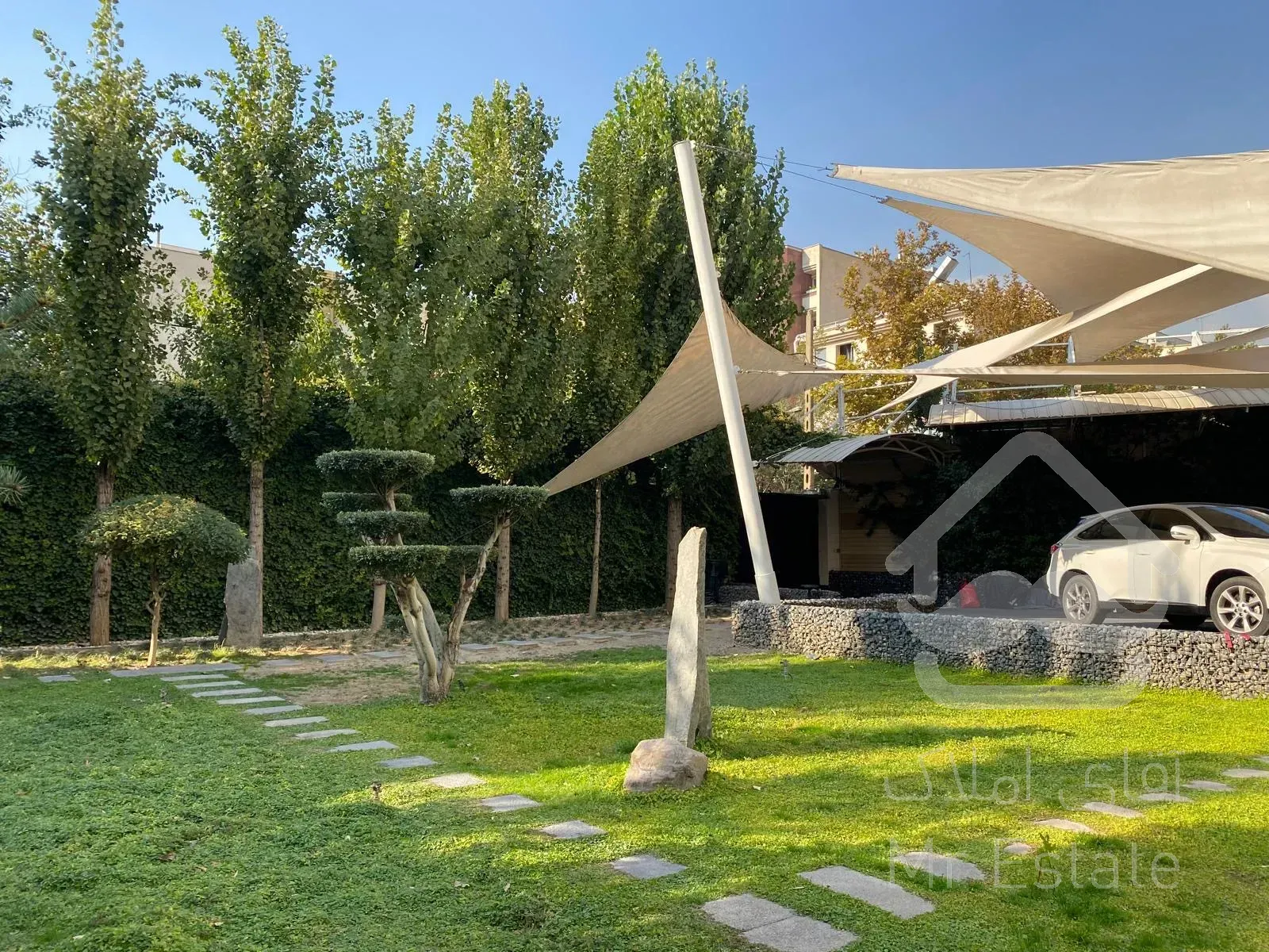 خرید ویلا  دو نبش پاسداران هروی ساقدوش