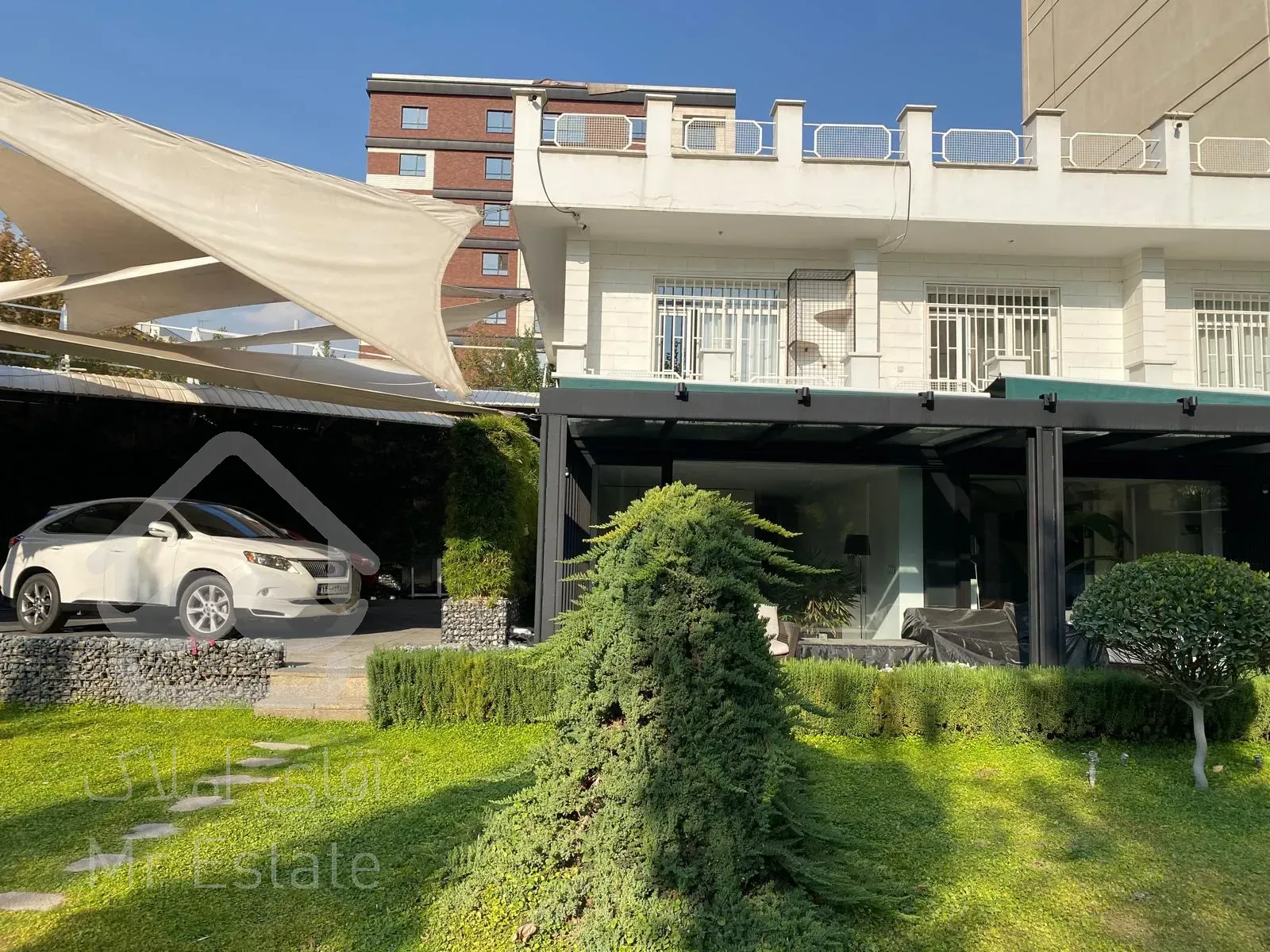 خرید کلنگی ویلا پاسداران  هروی ساقدوش