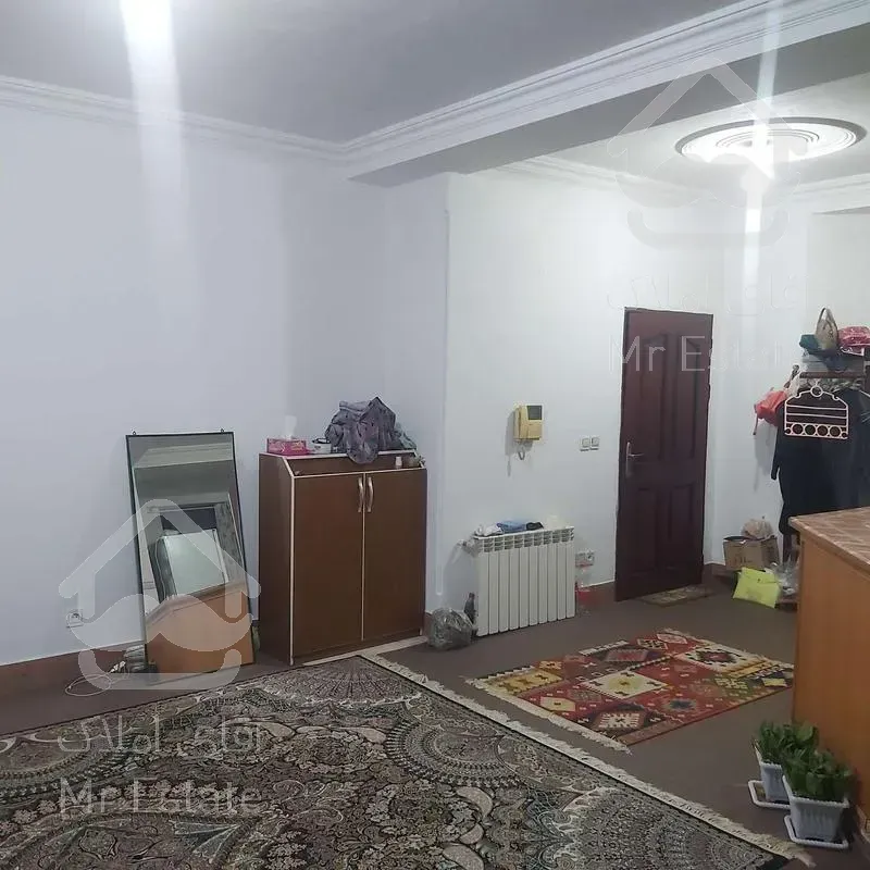 فروش آپارتمان 84 متر _ 2 خواب _خیابان جمهوری