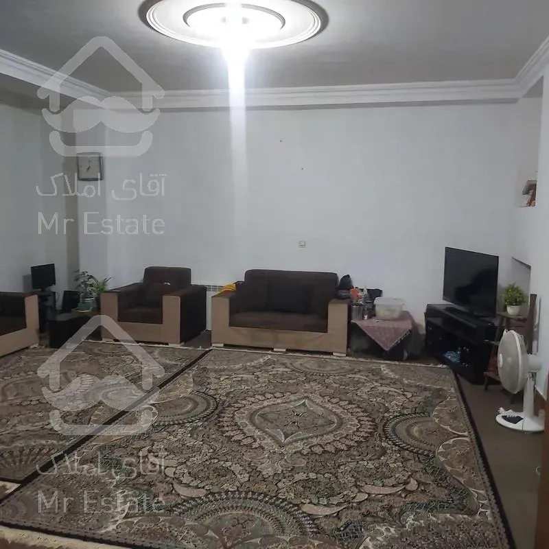 فروش آپارتمان 84 متر _ 2 خواب _خیابان جمهوری