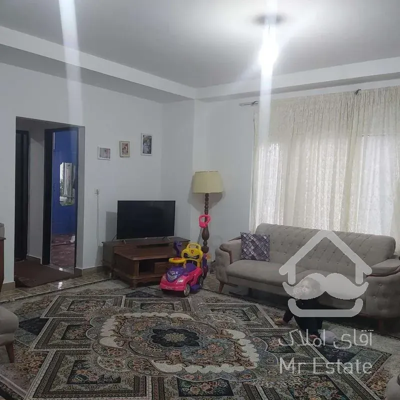 85 متری طبقه اول با آسانسور_ مناسب سرمایه گذاری