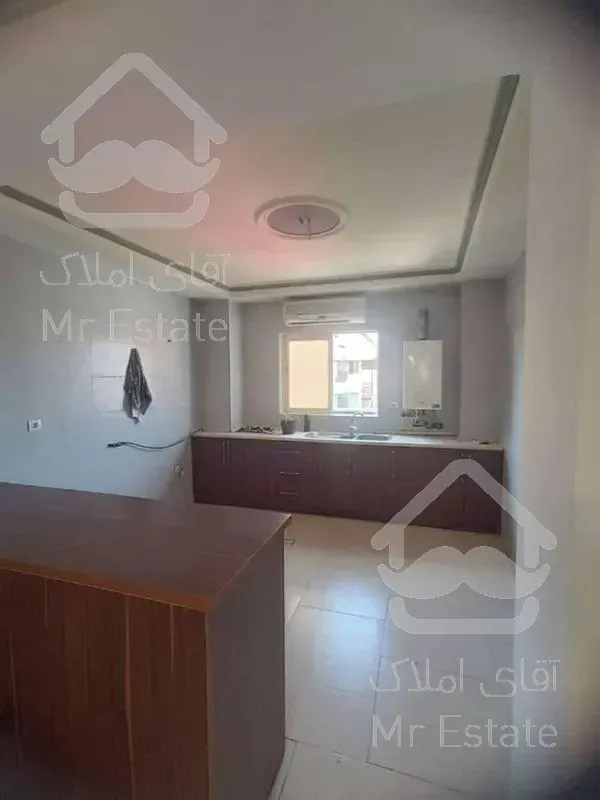 واحد تجاری -اداری 75متری -مرکز شهر -کامل کامل