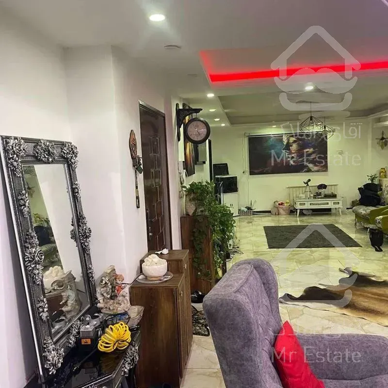 آپارتمان پلاک1 - 179 متر _3خواب_کریم آباد