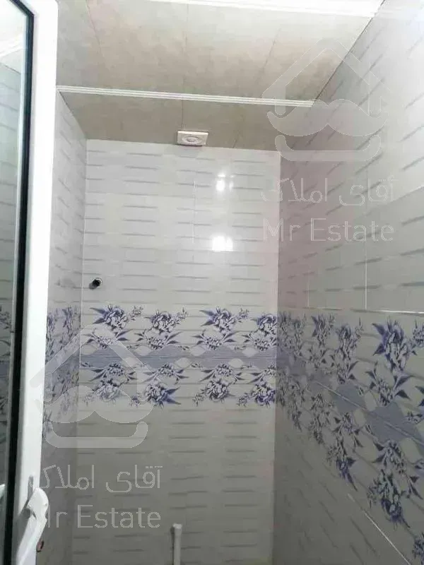 آپارتمان نوساز-کلید نخورده -160 متری -3 خواب -کریم اباد