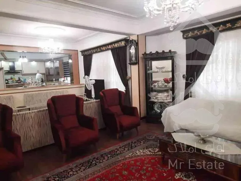 فروش آپارتمان 143 متر-3خواب -مناسب سرمایه گذاری-جمهوری