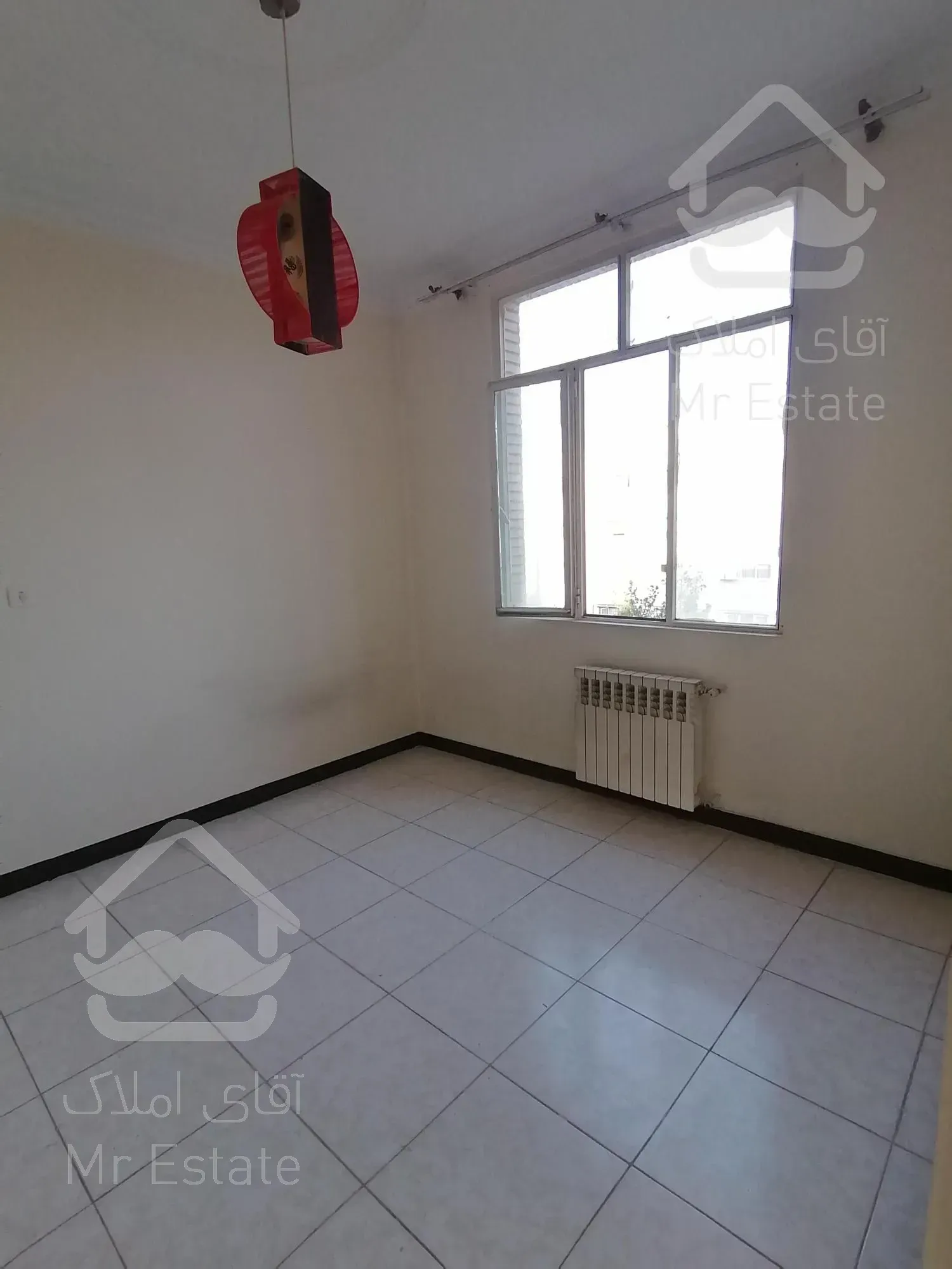 100 متر، دو خواب فردوس غرب