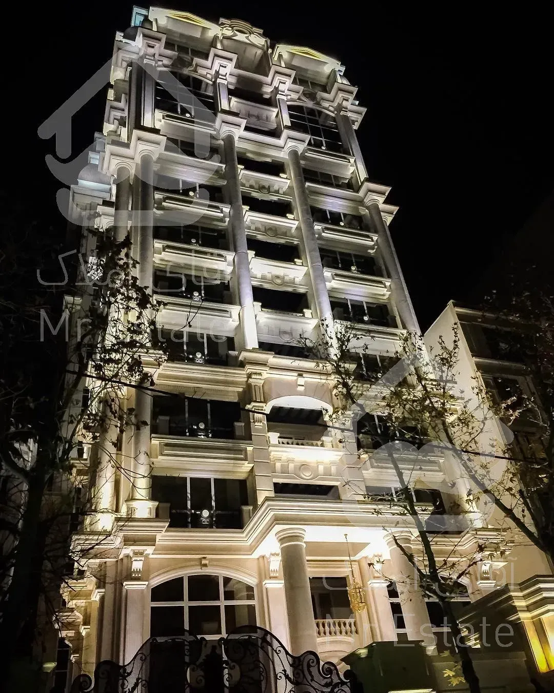 فروش آپارتمان ۲۲۰متر ۳خواب نوساز (دروس)سوپرلاکچری