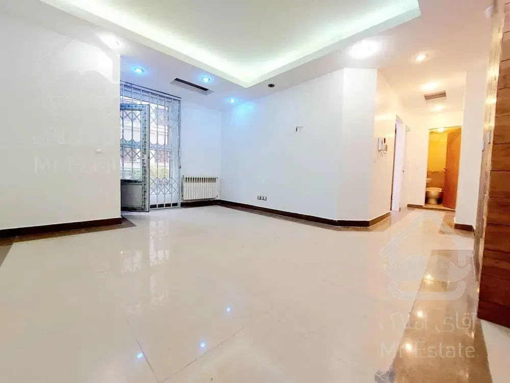 ۶۰متر رو به رو بیمارستان عرفان مطب دفتر کار