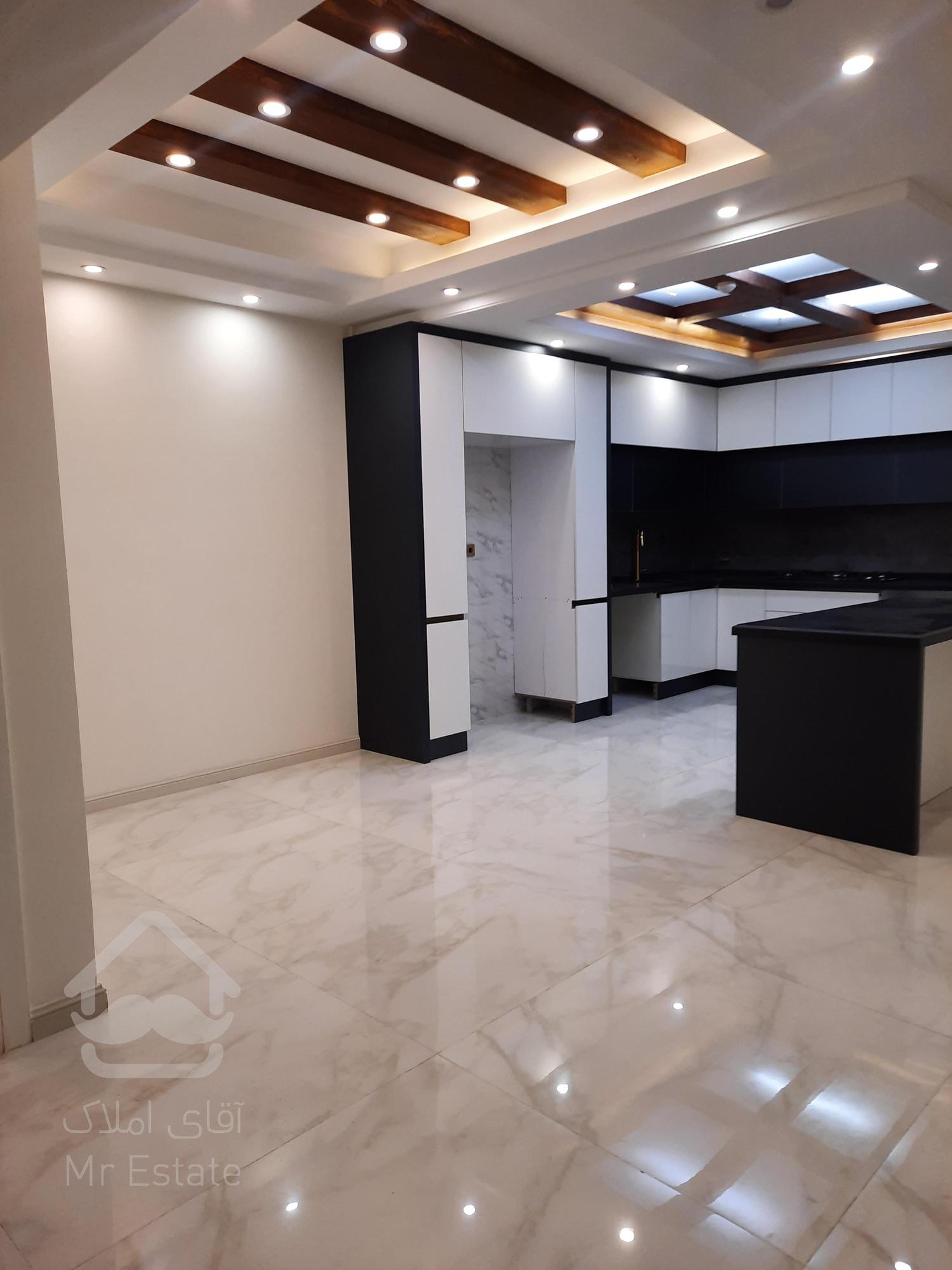 118متر/کردستان/آزادگان ۲پارکینگ