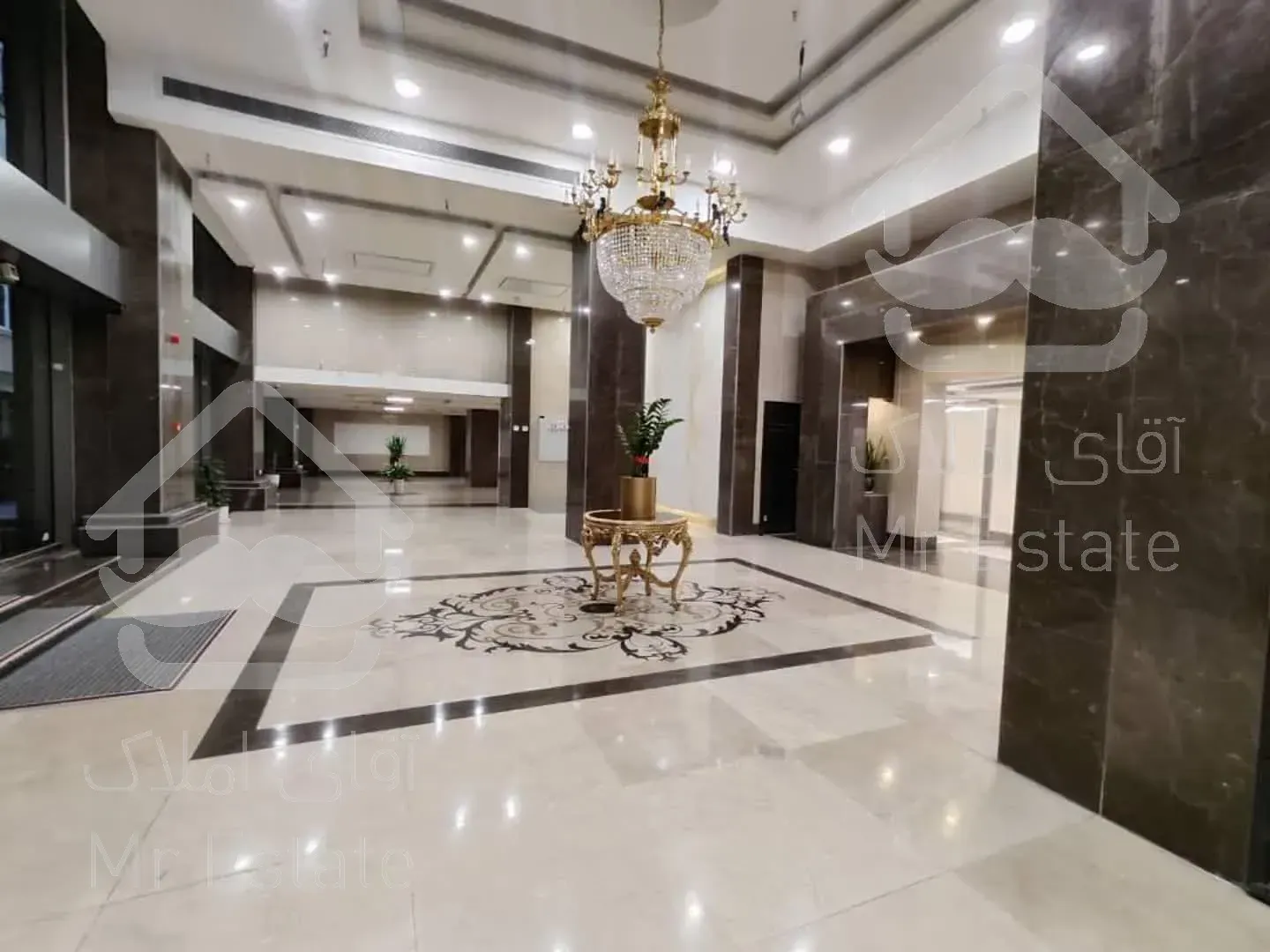 ۱۴۴متر / برج برند / وییو دار / طبقه نهم