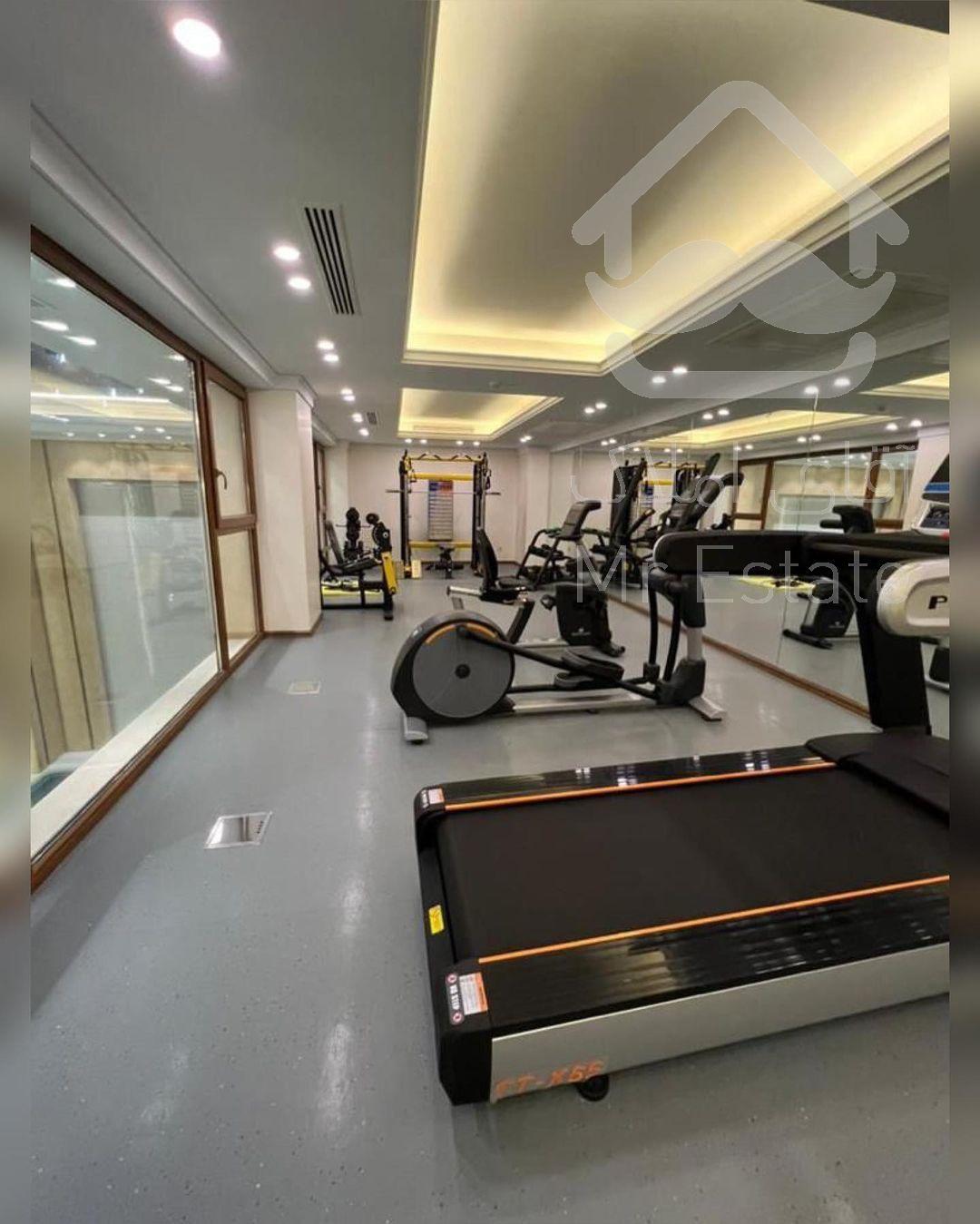 ۲۴۰ متر نیاوران تک واحدی