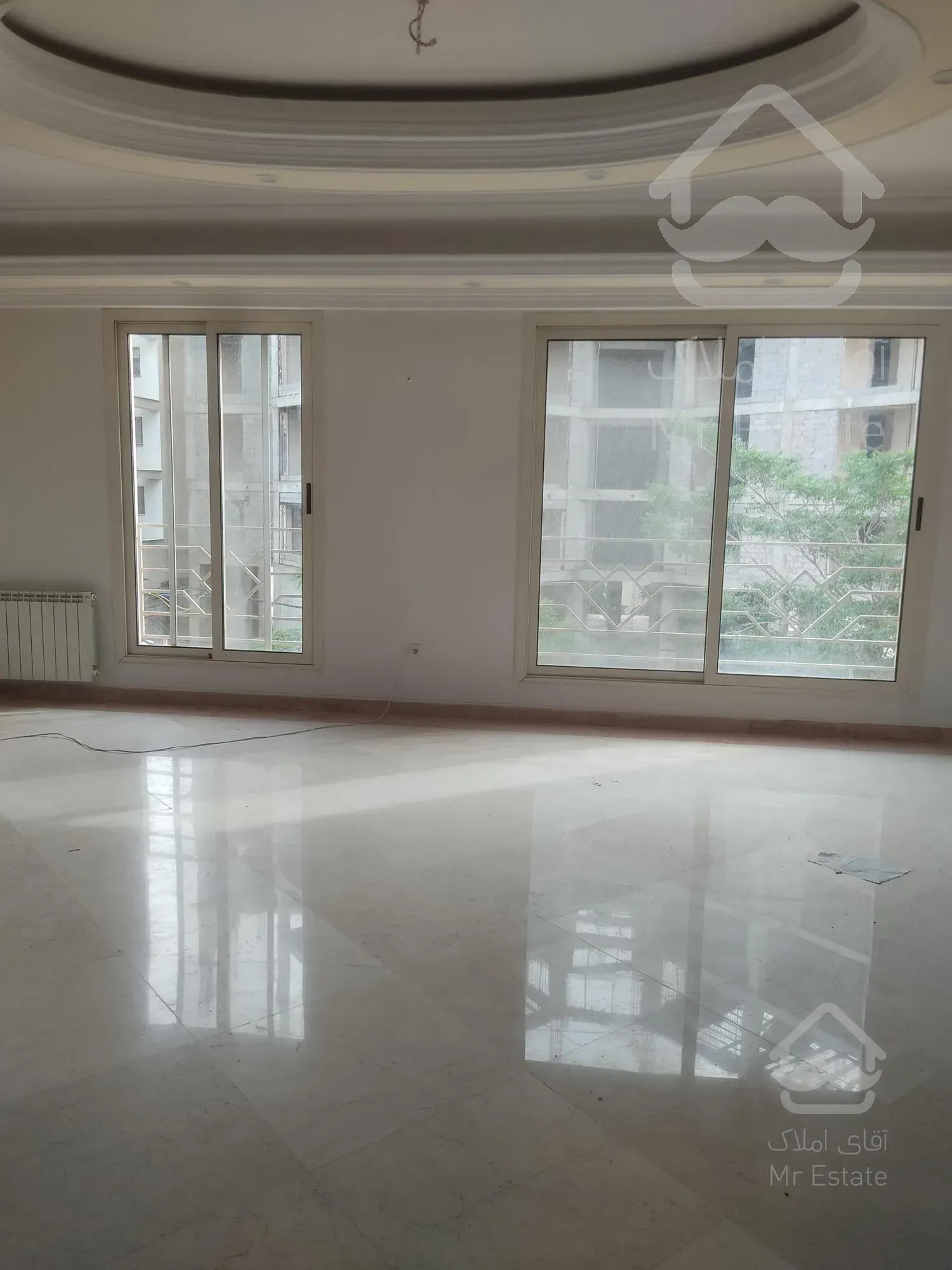 آپارتمان ۳۰۵ متری ، روبروی عرش آجودانیه