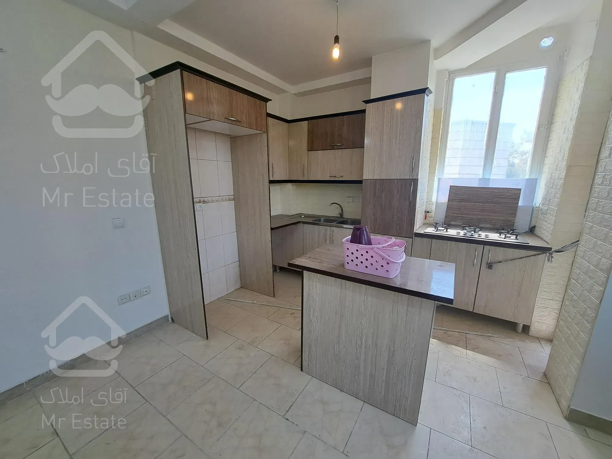 ۵۰ متر تکواحدی خوش نقشه