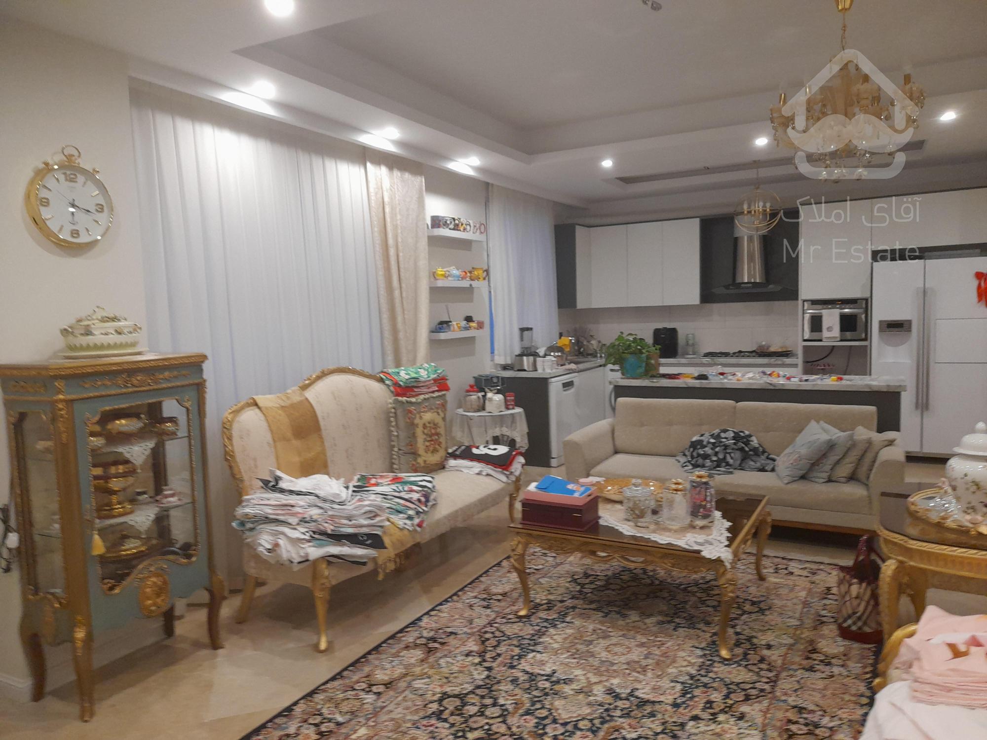 فروش آپارتمان ۸۰‌متری در فردوس غرب فول دو خواب سالن پرده خور