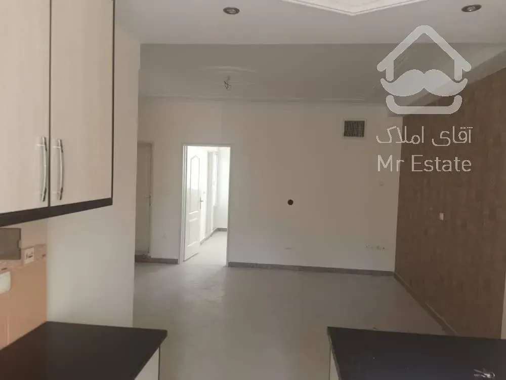 50متری/تک واحدی/پارکینگ سندی غیرمزاحم/غرق نور