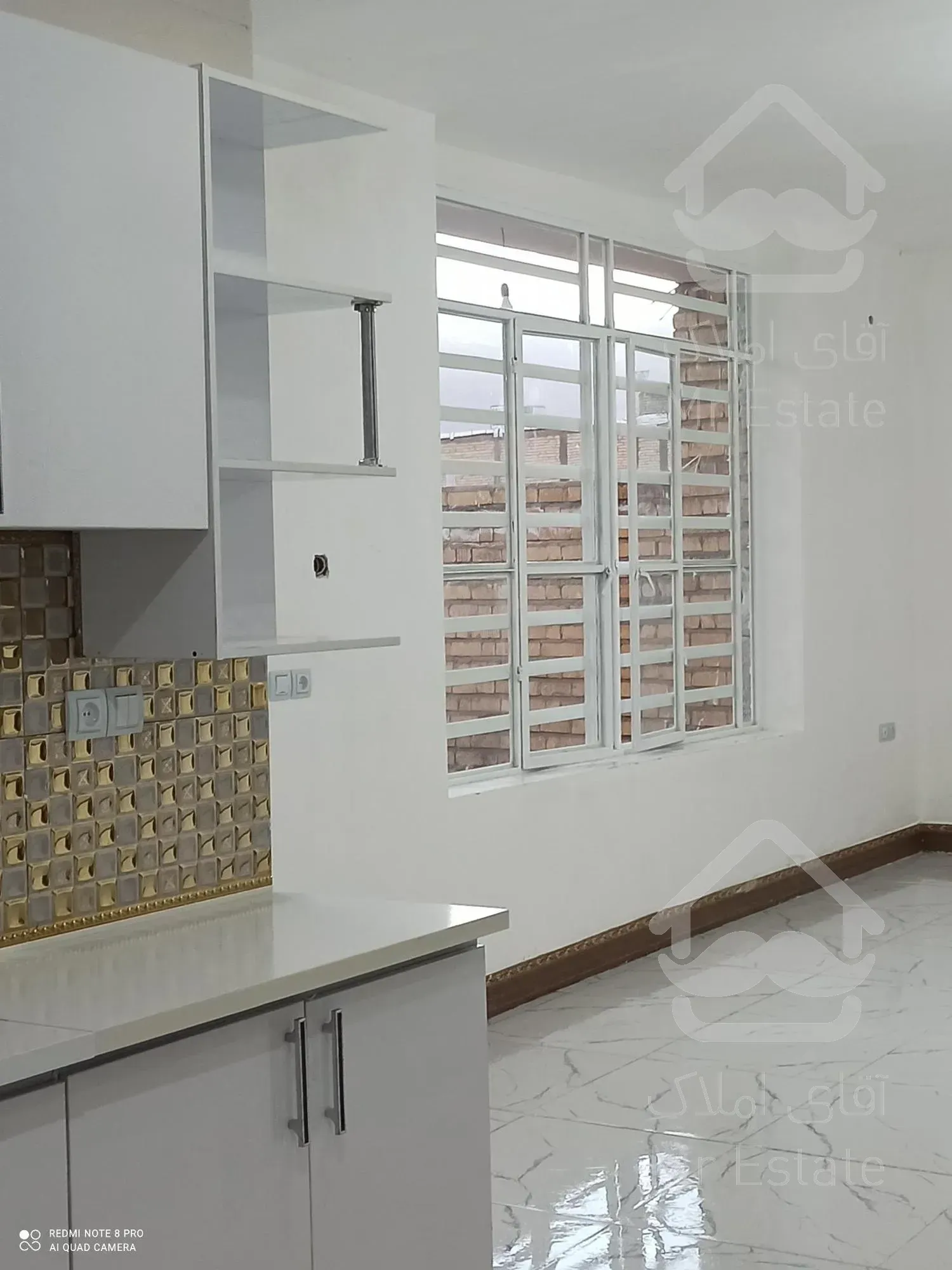 فروش منزل دو طبقه کلید نخورده شیراز - کرونی