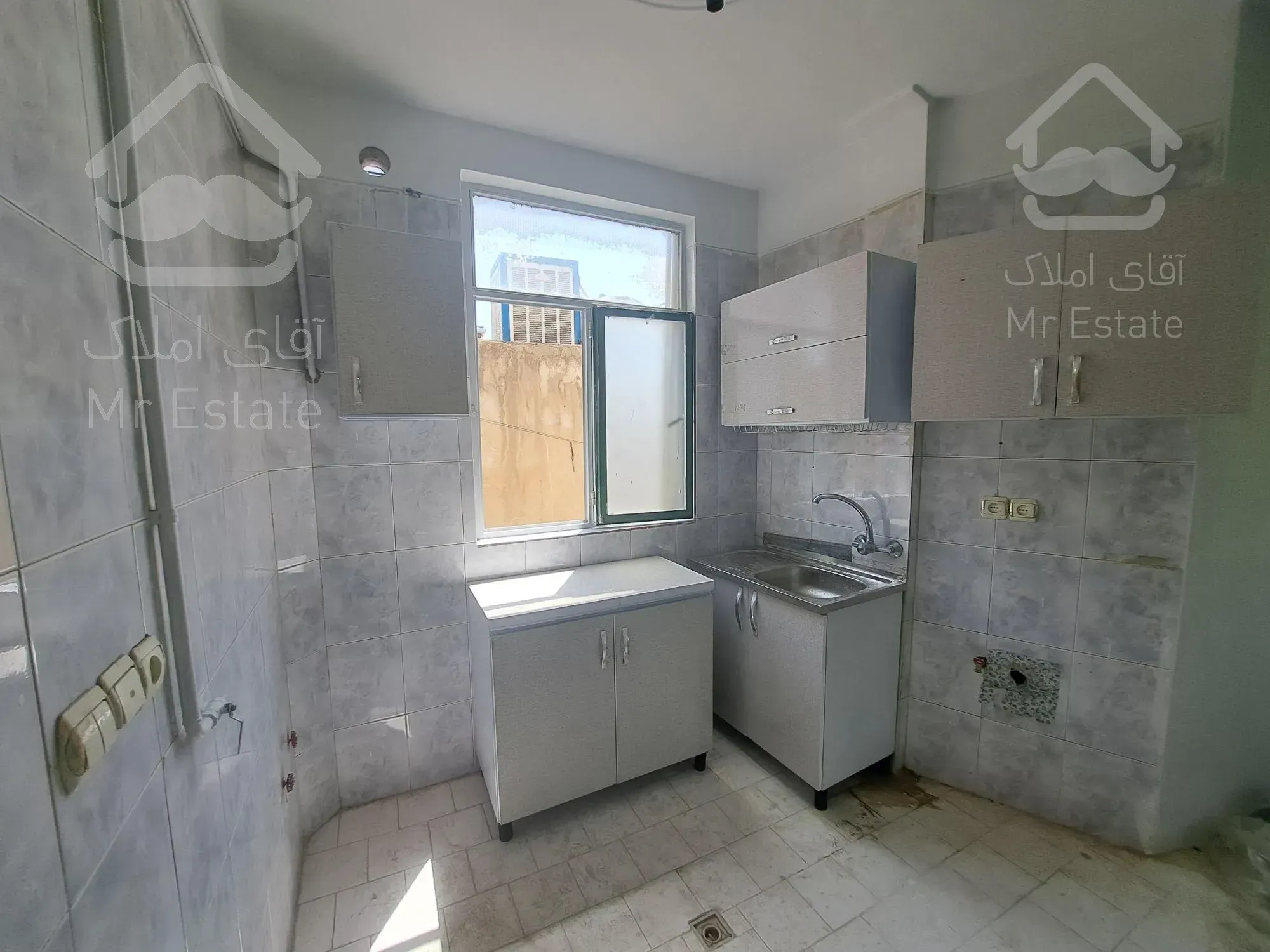 ۵۷ متر دو خواب پارکینگ سندی