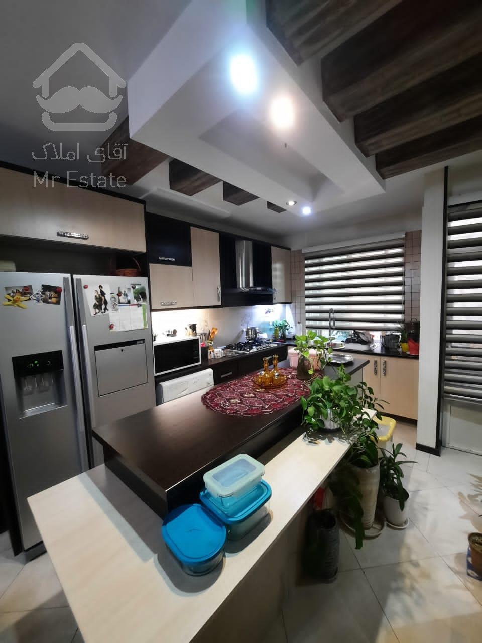 ۷2متر زیرقیمت لوکیشن عالی