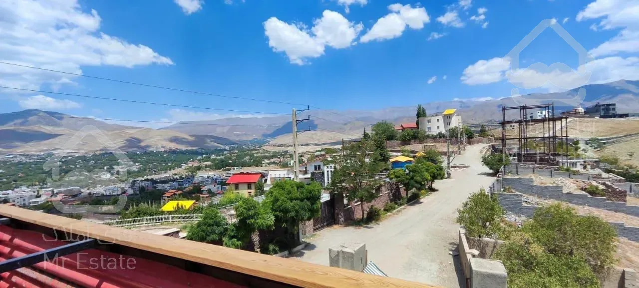 ۱۱۷۰متر زمین با ۴۰۰متر بنای نوساز(ویلایی)