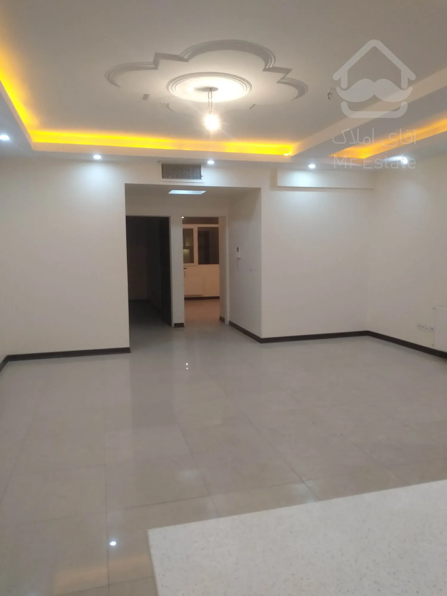 97متر 2خواب فول امکانات کلید نخورده