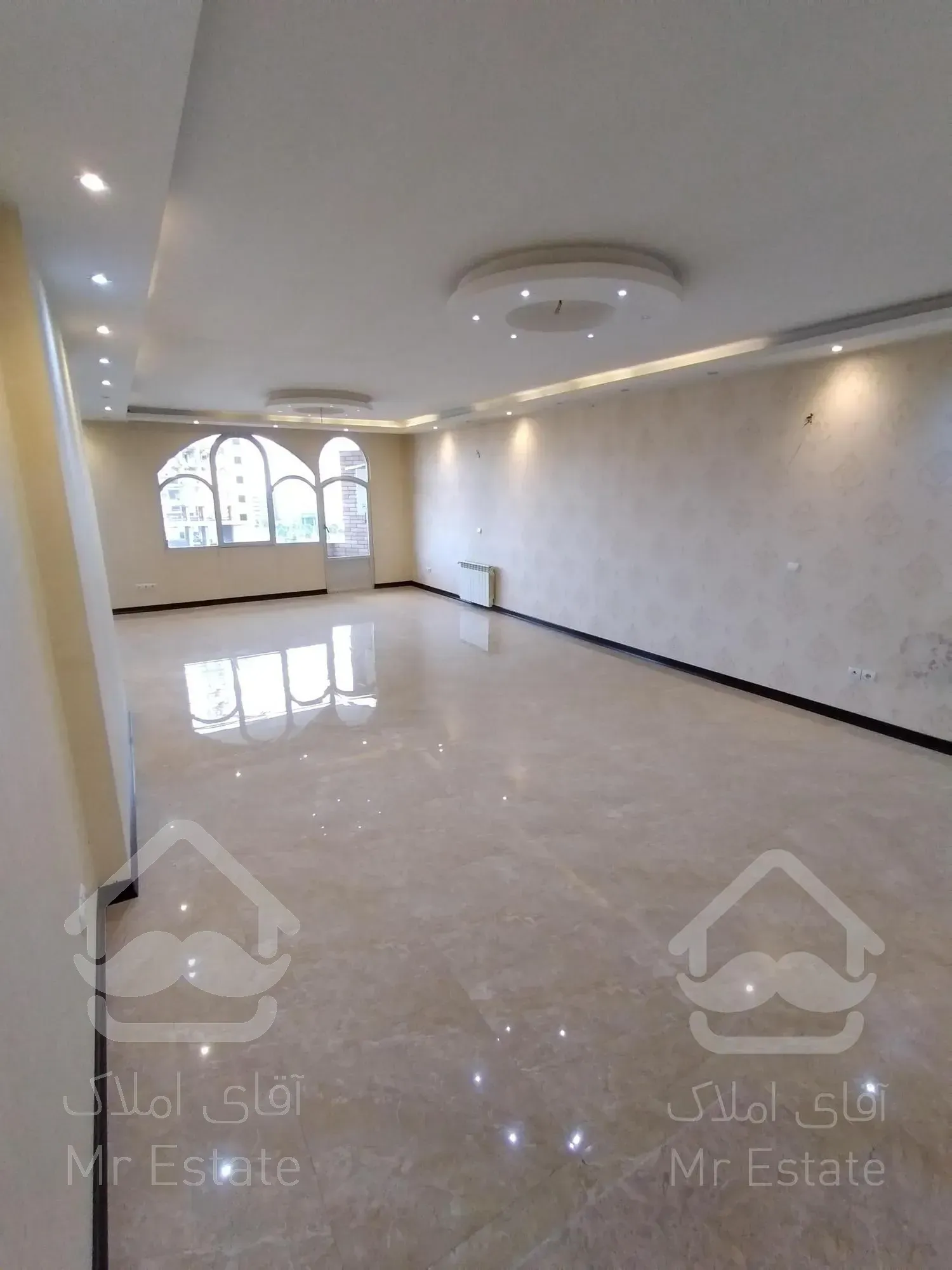 ۱۶۵ متر/۳خواب/دوقدمی دریاچه