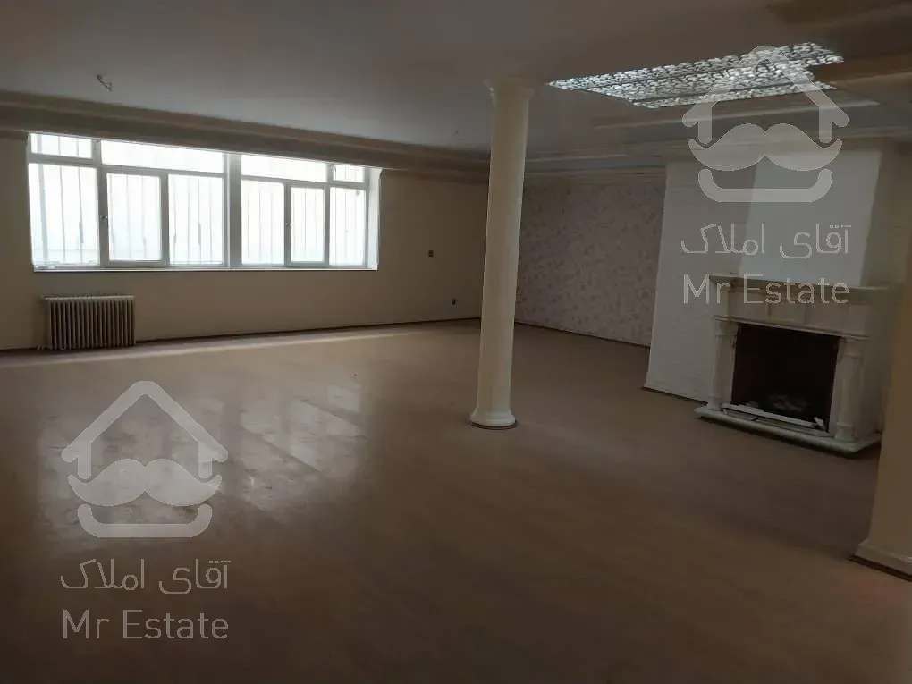 ۷۰۰ متر زیربنا موقعیت اداری