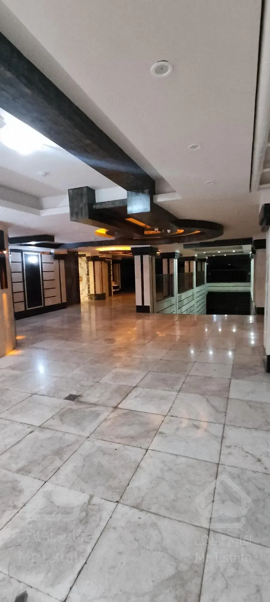 ۱۰۰ متر * اداری * شاخه اصلی * نوساز *