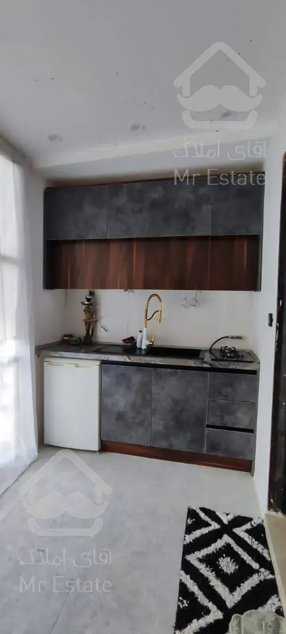 ۱۱۷۰متر زمین با ۴۰۰متر بنای نوساز(ویلایی)