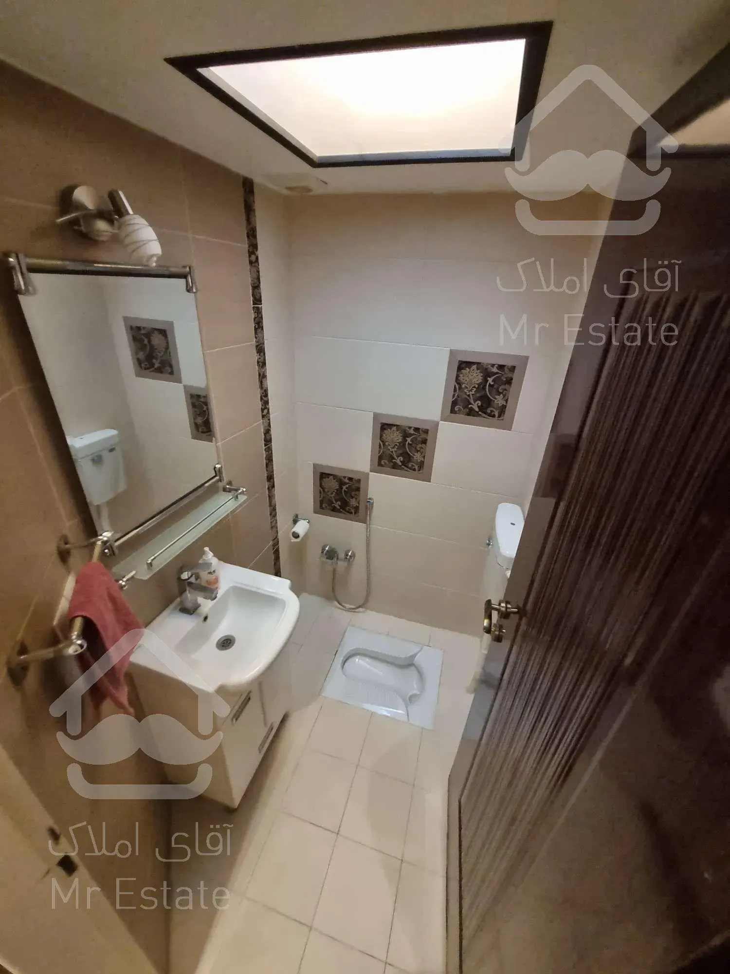 آپارتمان ۱۴۰ متری دردزاشیب